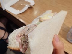 吞拿鱼三明治-巴黎贝甜(大宁国际商业广场店)
