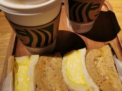 -星巴克臻选(杭州嘉里中心1F店)