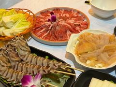 -鲜入围煮花胶鸡海鲜火锅