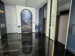 -广州南站万科中心亚朵酒店