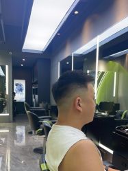 -不迫先生专业男士剪发