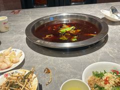 -忘情水鱼头·鲜鱼火锅(滨江中路店)