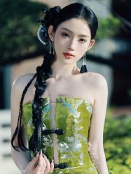 -艾米丽婚纱礼服