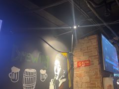 -麦凯伦烧烤·精酿超级工厂店(金桥总店)