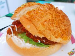 猪排菠萝包-东鑫记港式茶餐厅(南京东路店)
