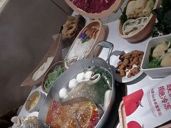 -左庭右院鲜牛肉火锅(金山万达店)