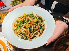 -雀舞云南菜(天津天河城购物中心店)