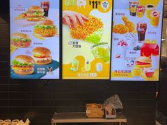 -麦当劳(北苑秋实路店)