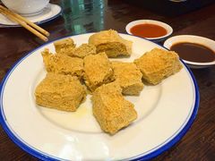 绍兴臭豆腐-咸亨酒店•非遗绍兴菜•中华老字号(堂吃餐厅)