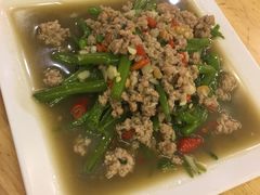 -J Daeng Seafood
