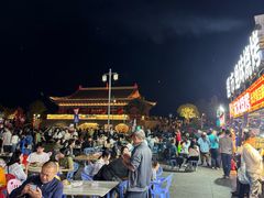 -巴陵广场