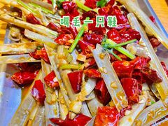 辣炒小人仙-喝丢一只鞋海鲜烧烤·海肠捞饭(市场店)