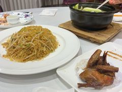 -景月阁空中食府(希尔顿酒店)