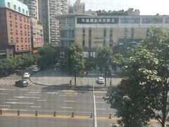 -蓉逸精选酒店(成都蜀汉路东地铁站店)