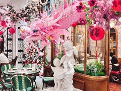 -秘密旅行Bonjour(黑金冠 江南西店)