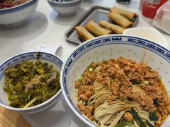 -鲁达面馆本帮风味(共康东路店)