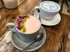 -FLOVIE FLORIST CAFE