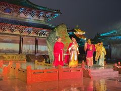 -开封府