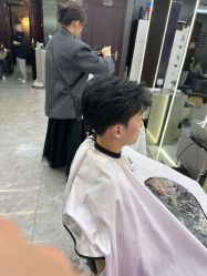 -藤野造型烫发染发