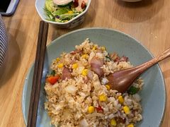 培根鲜露虾仁炒饭-红小满休闲餐厅(十全街店)