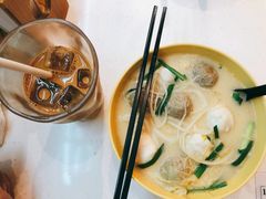 -谭仔米线(皇庭广场店)