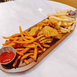 -MINI MARS KIDS CLUB亲子家庭中心(长宁天山店)