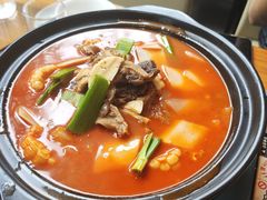 襄阳砂锅牛三鲜-莲餐厅·湖北菜·藕汤是头牌(愚园路店)