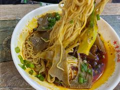 -八一路好吃街(雨田商务大厦店)