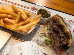 -The Habit Burger Grill 哈比特汉堡(复兴soho店)
