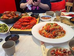 -肥肥虾庄·金牌油焖大虾(沙湖店)