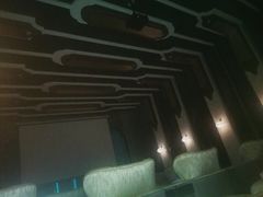 -浅深(世茂滨江精品店)