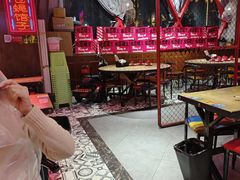 -老闵田螺馆·南昌特色小炒(梦时代店)