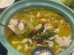 -重庆鸡公煲·青锅花椒鱼(牡丹江路店)