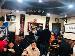 大堂-朱大嘴肥肠血旺(福字街店)