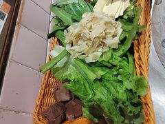 -辛森家猪蹄火锅(台东店)