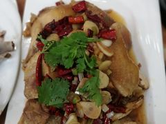 -苏莱特色牛骨滩羊手抓馆(长城东街总店)