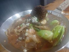-何太太馄饨面铺(大浒东苑店)