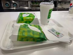 -德克士(虹桥火车站店)