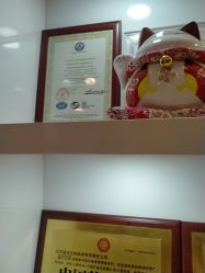 -晶奕空间专业脱毛连锁机构