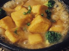 自制鲍汁豆腐煲-李记潮汕砂锅粥(营福路店)