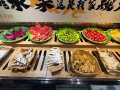 -牛里牛气· 榴莲海鲜鲜牛肉自助火锅·烤肉(横岗店)