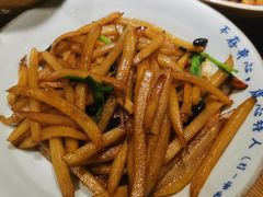 -吃饭皇帝大土家民族菜(正大广场店)
