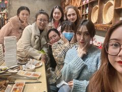 -群丽化妆摄影美甲纹绣培训学校