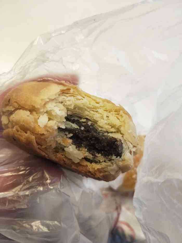 杨家村糕点(解放路店)-"晚上八点路过,忍不住还是想尝试一下,总体.