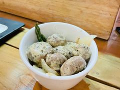 意大利黑松露蘑菇牛肉堡-Lets burger非常汉堡·环球风味(蓝色港湾店)
