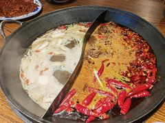 -萍姐火锅·公路夜市(武汉首店)