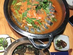 -野山舂·贵州现舂酸汤火锅(鸿通城店)