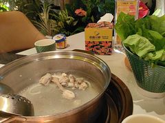 -润园四季椰子鸡火锅(卓越INTOWN店)
