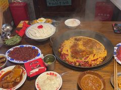 -萍姐火锅·公路夜市(武汉首店)