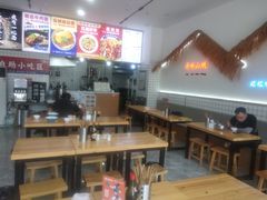 -黔江鸡杂•剁椒卤肉饭(蟠龙小学店)